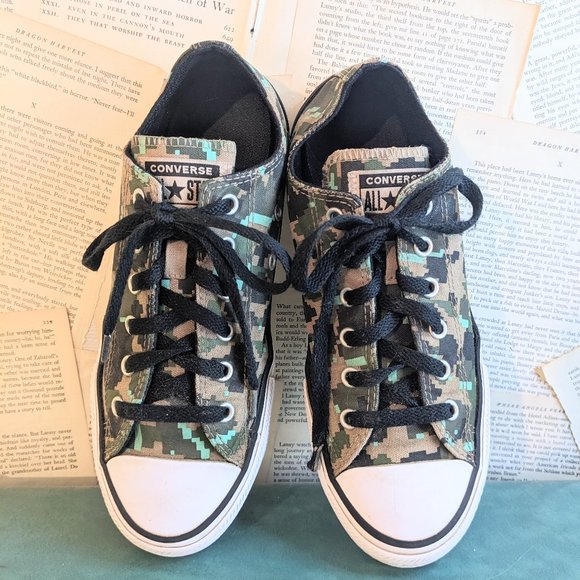 Converse All Star Green Camoflauge Sneakers - Picture 2 of 8